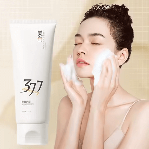 Nicotinamide - Infused Facial Cleanser for Oily Skin